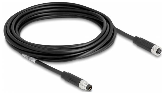 Schwarzes XLR-Kabel mit einem männlichen und einem weiblichen Anschluss, aufgerollt. Geeignet für Audioverbindungen.