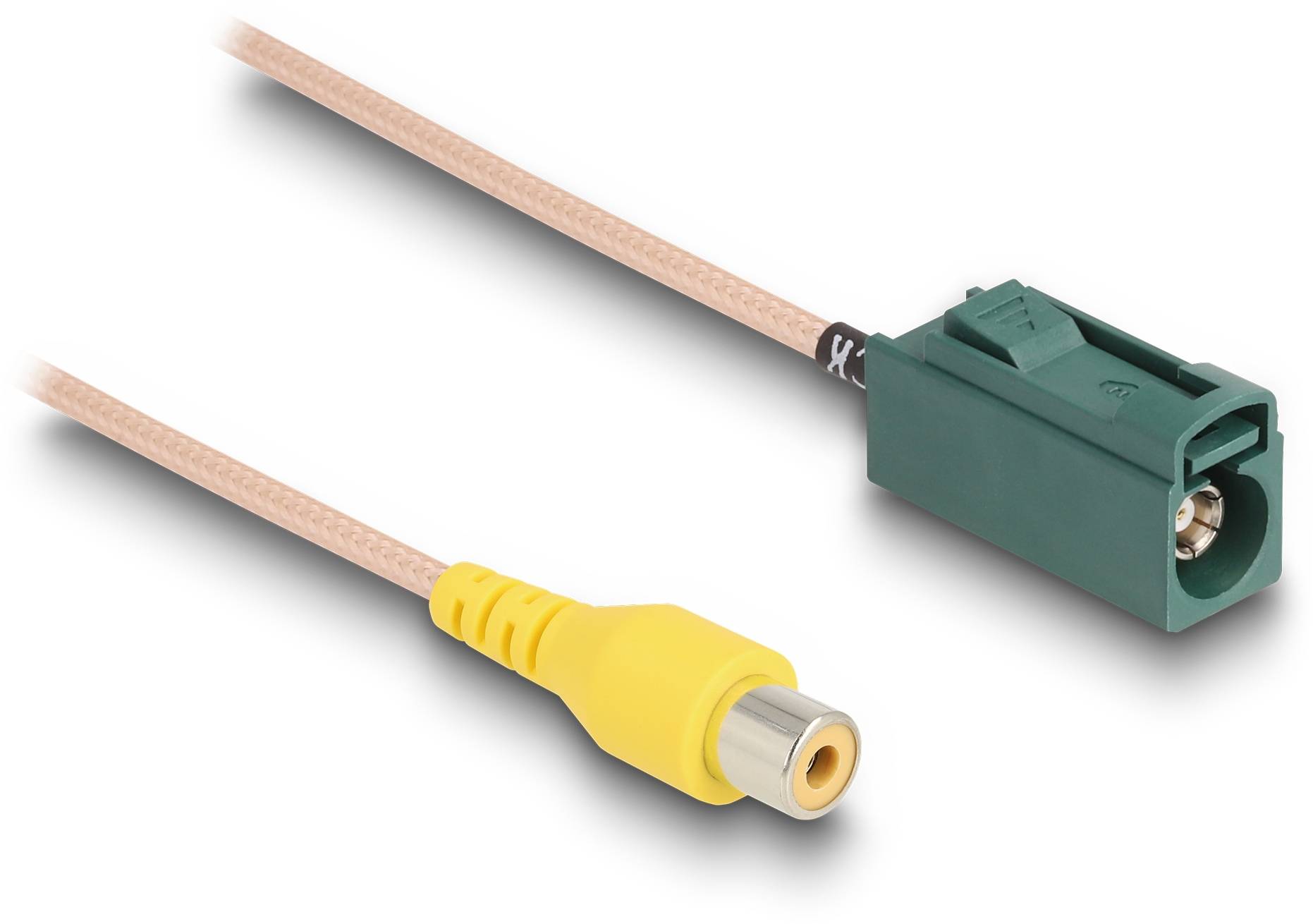 Ein Audiokabel mit einem gelben RCA-Stecker auf der einen Seite und einem grünen Fakra-Stecker auf der anderen, zur Signalübertragung.