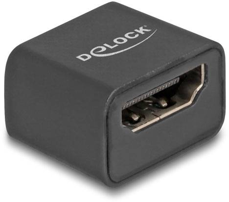 Ein schwarzer HDMI-Adapter von Delock, gezeigt von der Seite mit dem HDMI-Anschluss gut sichtbar.
