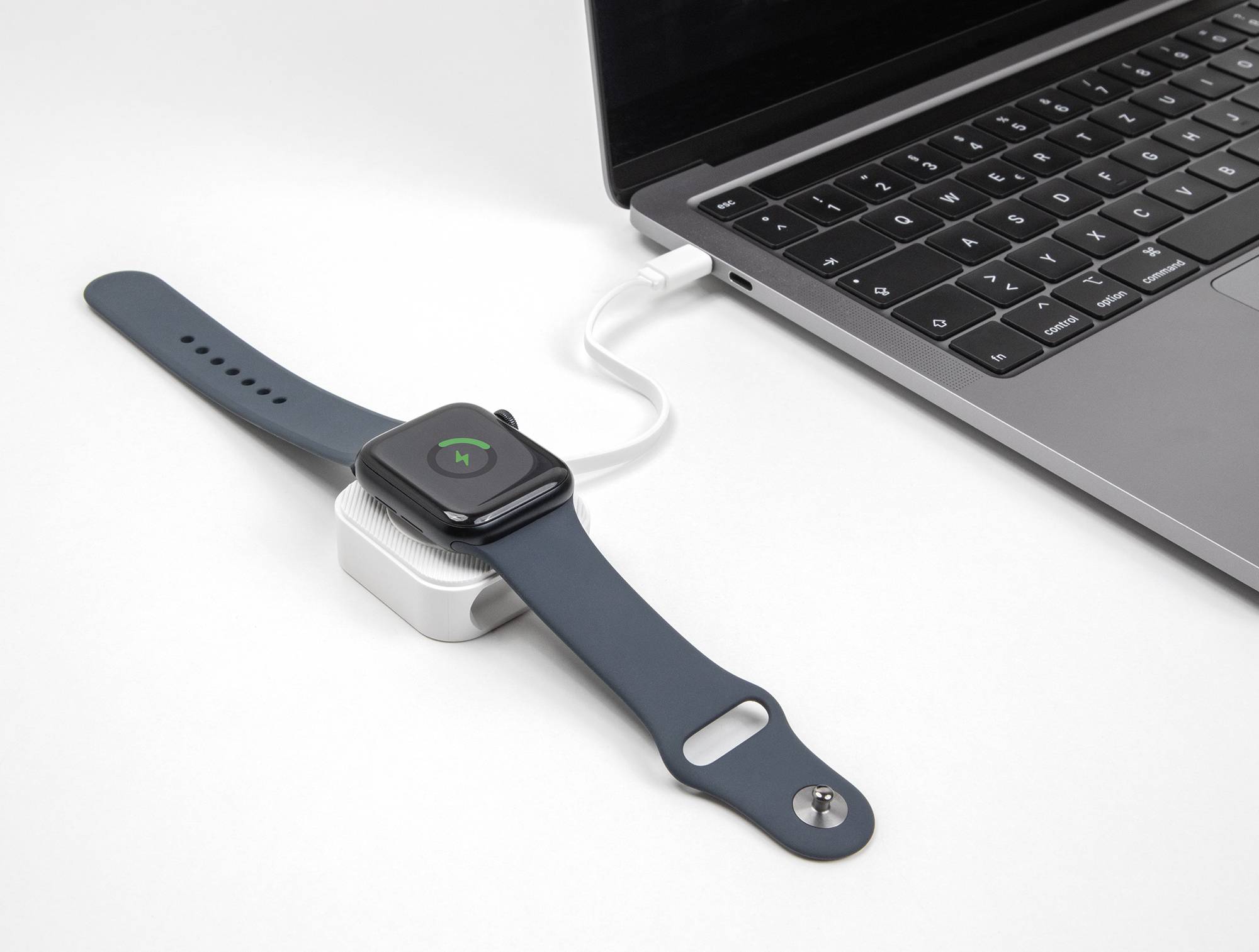 Delock 83023 USB Ladegerät 2.5W USB-C® Weiß Steckdose Wireless Charger