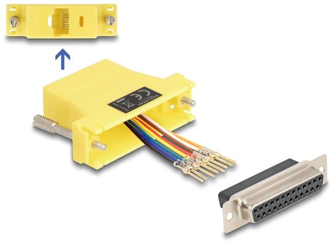 Ein gelbes Adaptergehäuse mit offenen elektrischen Anschlüssen wird mit einem Stecker verbunden. Ein RJ45-Anschluss ist unten sichtbar.