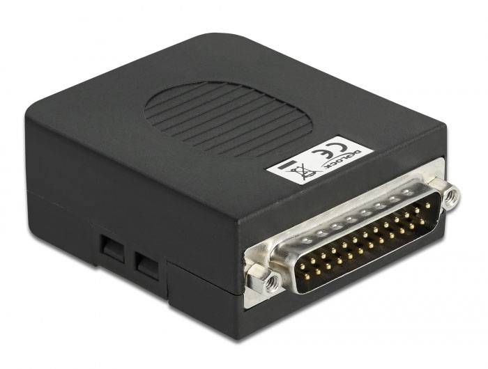 Schwarzer Adapter mit parallelgeschaltetem 25-poligem Stecker, CE-Zeichen sichtbar. Gerät steht auf einer flachen Oberfläche.