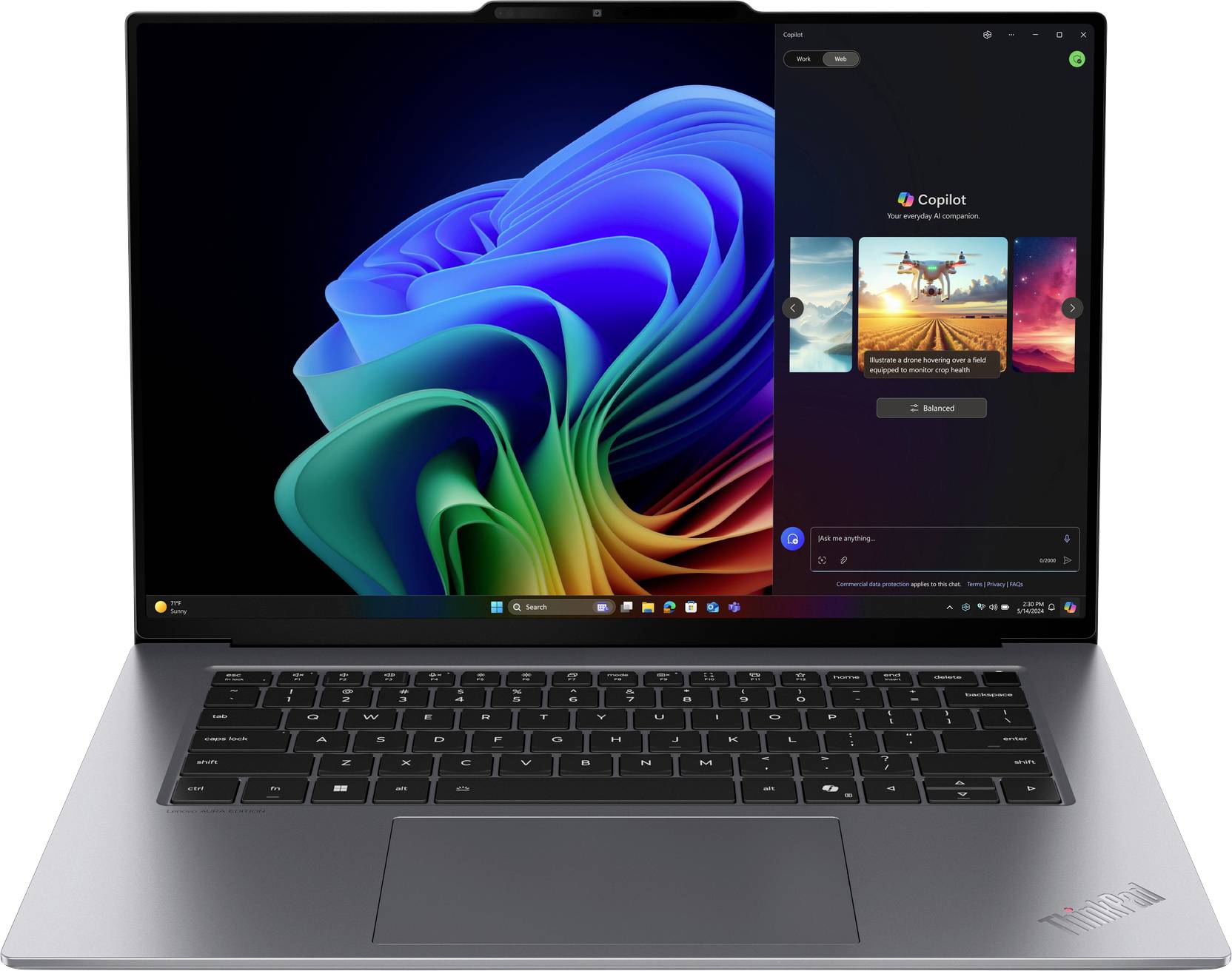Ein Laptop mit geöffneter Farbgrafik auf dem Bildschirm, zeigt das Windows-Betriebssystem und eine geöffnete Software namens 'Copilot'.