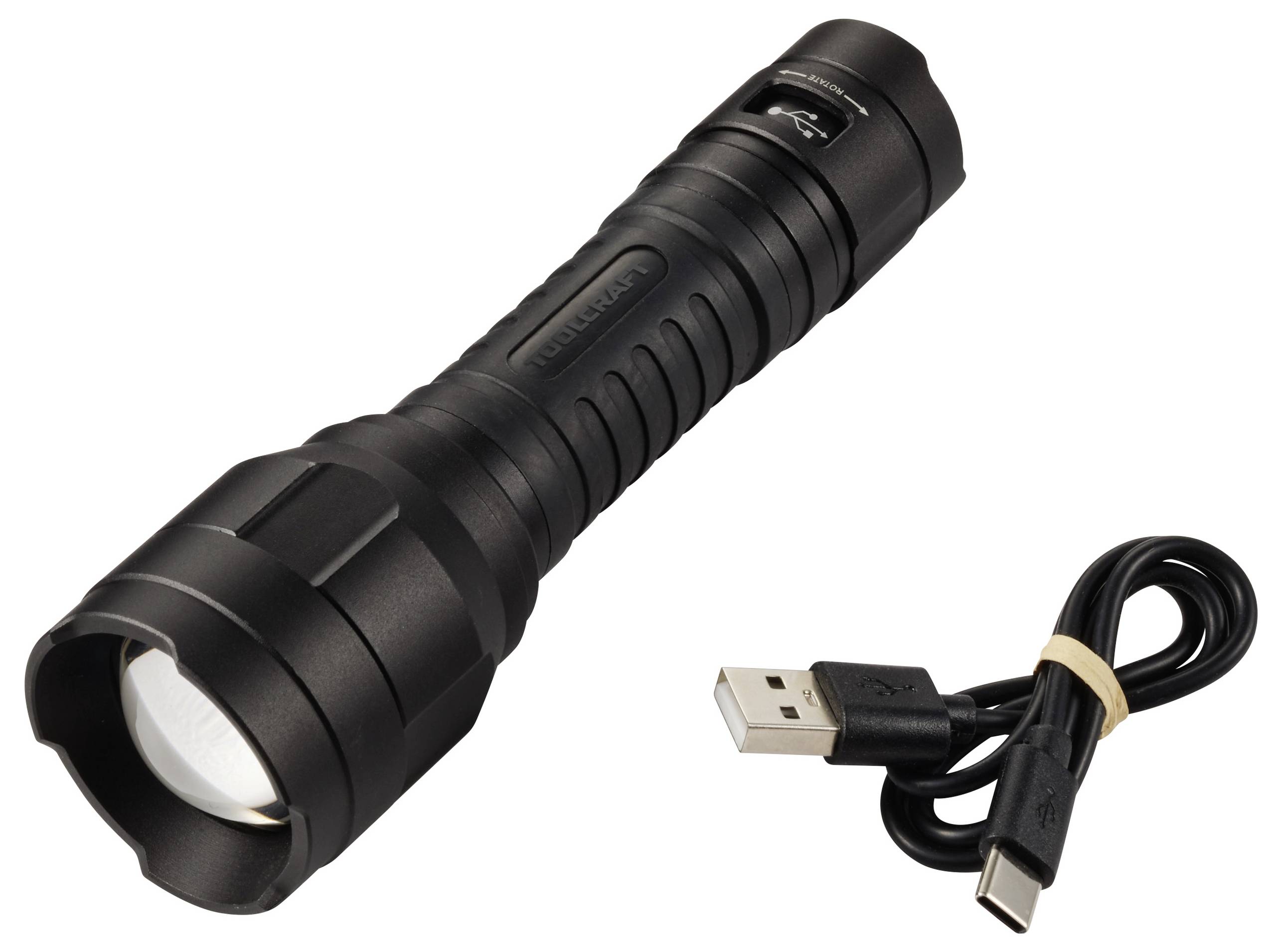 Eine schwarze Taschenlampe mit einem strukturierten Griff liegt neben einem USB-Ladekabel.