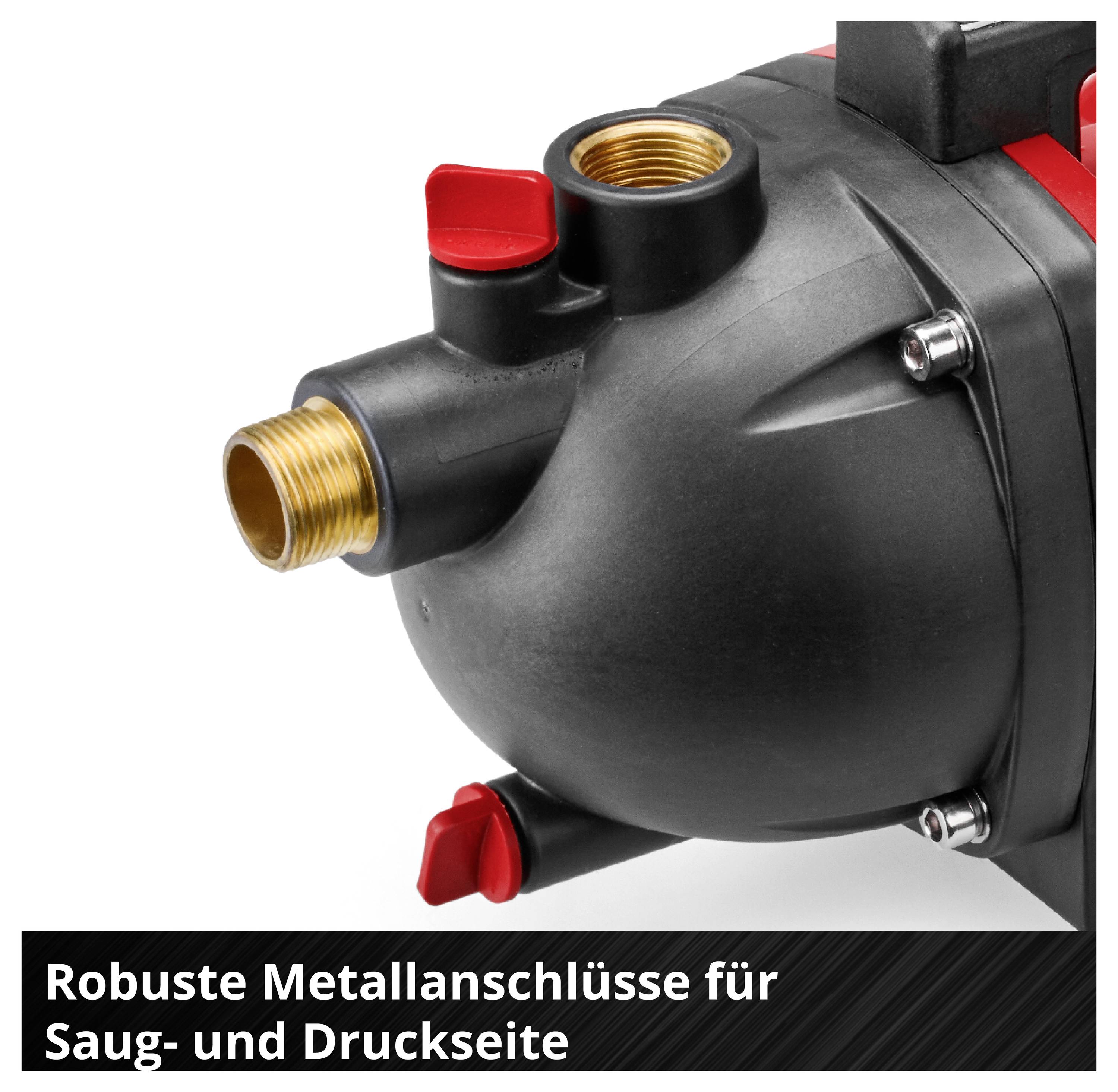 Schwarze Pumpe mit Messinganschlüssen und roten Verschlüssen; unten der Text 'Robuste Metallanschlüsse für Saug- und Druckseite'.