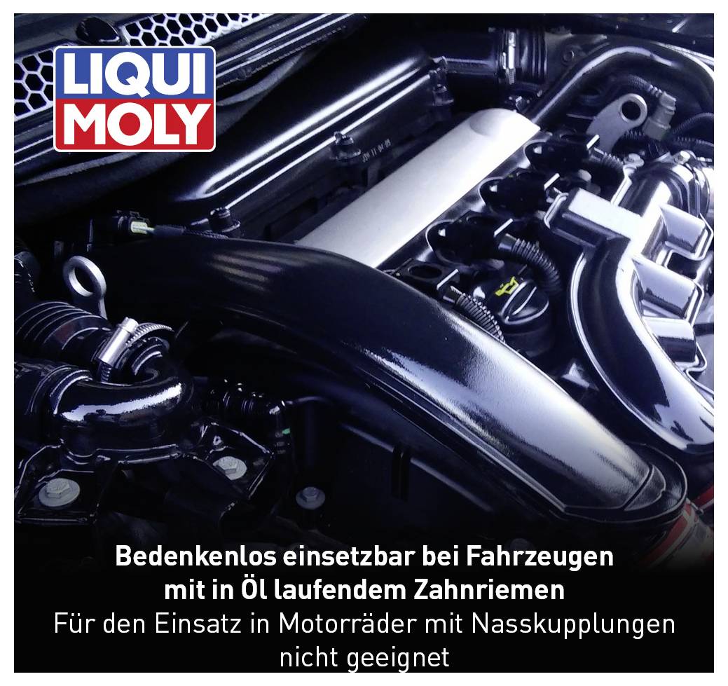 Motorraum eines Fahrzeugs mit einem glänzenden Motor, neben einem Logo von LIQUI MOLY. Darunter ein Hinweistext auf geeignete Anwendungen.