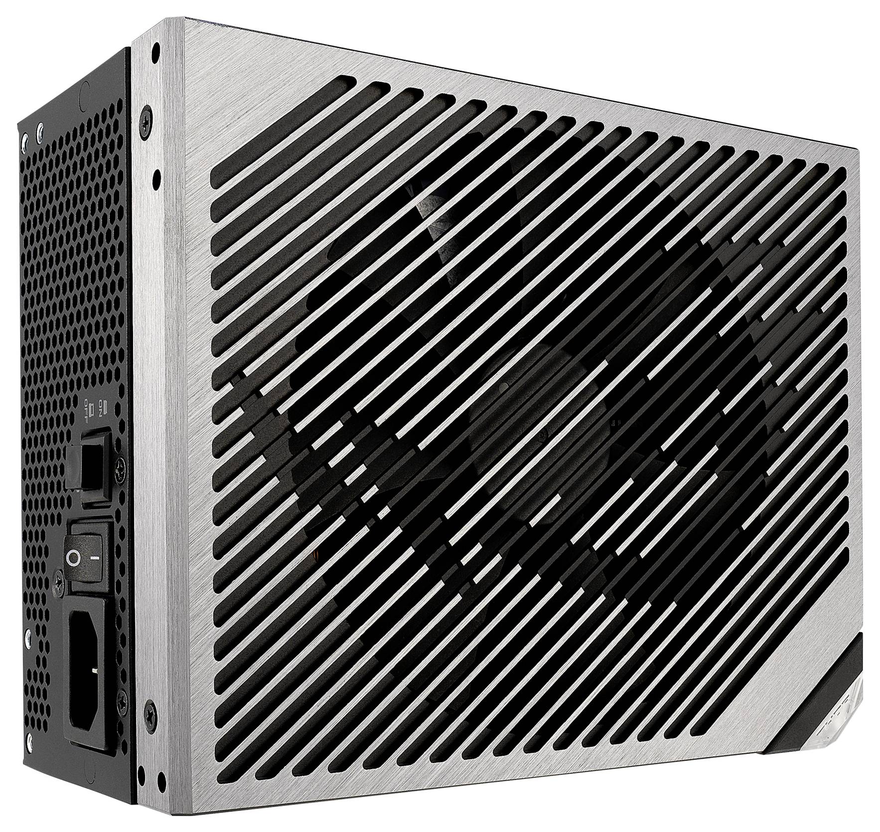 Ein Computer-Netzteil mit einem silbernen Metallgitter, das einen Lüfter schützt. Es ist für die Stromversorgung von Desktop-PCs geeignet.