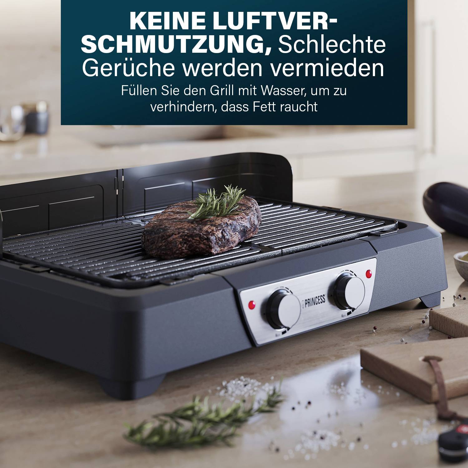 Schlanker Grill auf Küchenarbeitsplatte. Text auf dem Bild: 'KEINE LUFTZUG, Schlechte Gerüche werden vermieden. Füllen Sie den Grill mit Wasser, um zu verhindern, dass Fett raucht.'