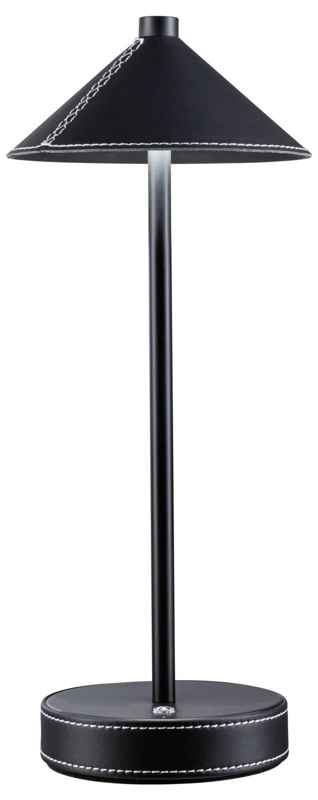 Eine schwarze Tischlampe mit einem konischen Schirm und Ziernähten. Sie steht auf einem runden Sockel.