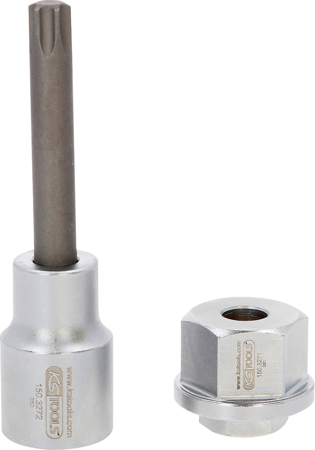 KS Tools Steckschlüssel mit Einsatz und Adapter. Links ein langer Steckschlüssel, rechts ein Adapterring. Beide aus Metall gefertigt.