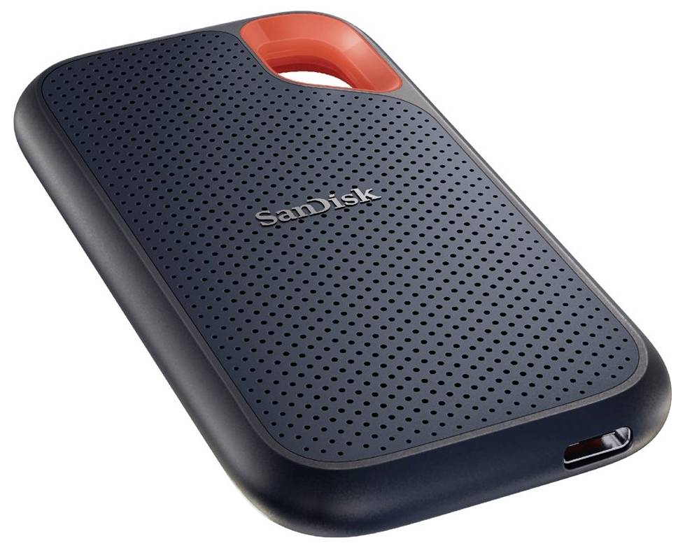 Externe Festplatte von SanDisk, schwarz mit orangem Akzent, kompakt und tragbar.