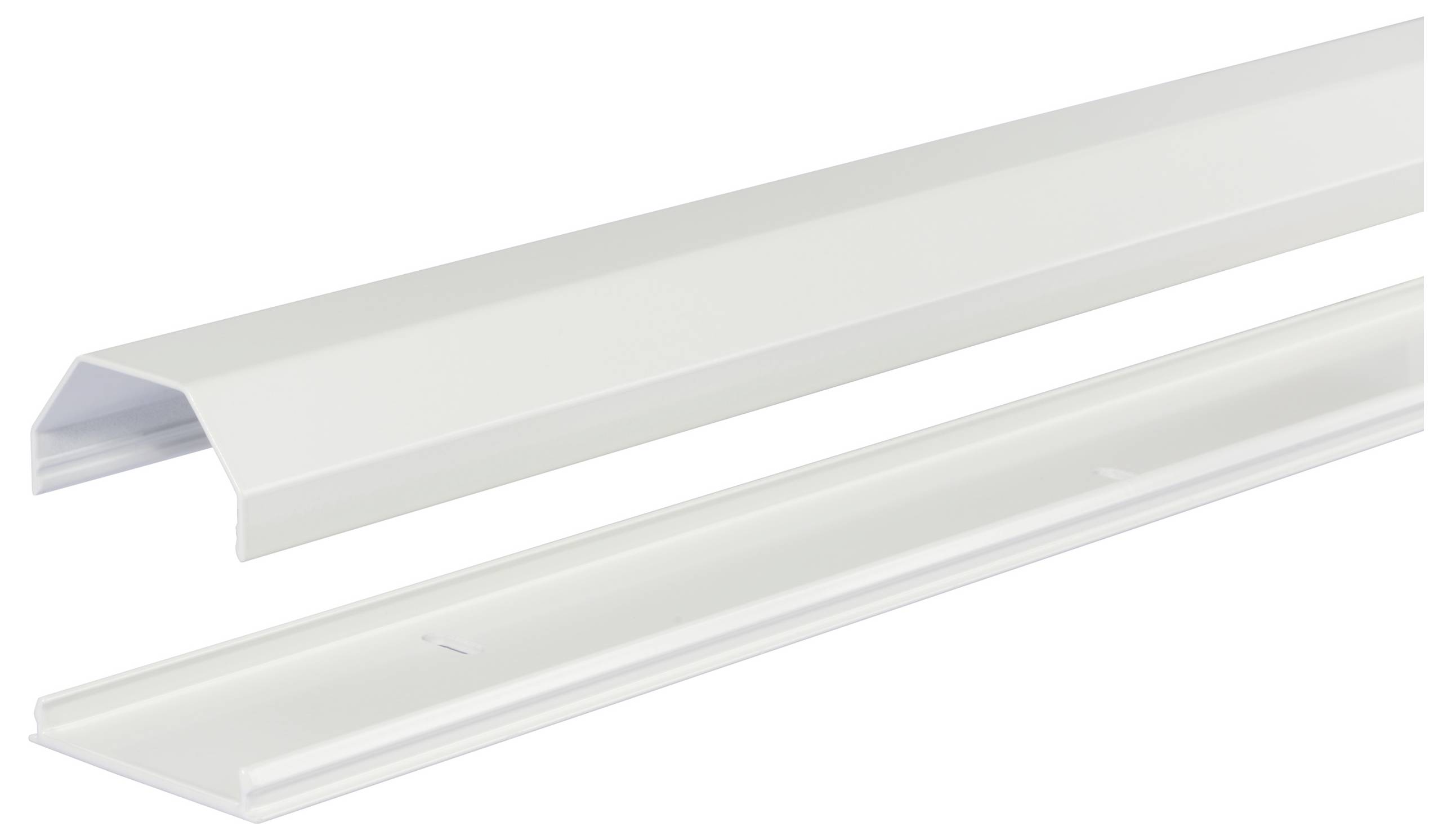 Zwei weiße Kunststoffprofile, eines U-förmig, das andere flach, dargestellt auf weißem Hintergrund. Sie könnten für Abdeckungen oder Kabelmanagement verwendet werden.