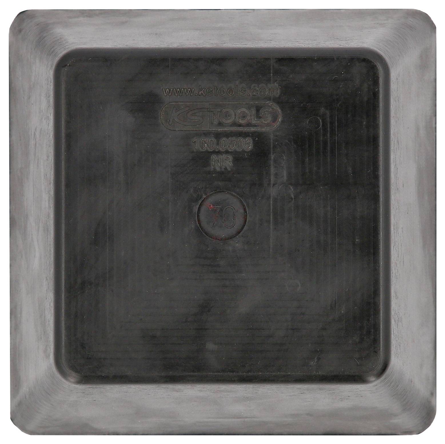 Eine quadratische, schwarze Abdeckung mit abgerundeten Ecken und einem kleinen, zentralen Punkt.