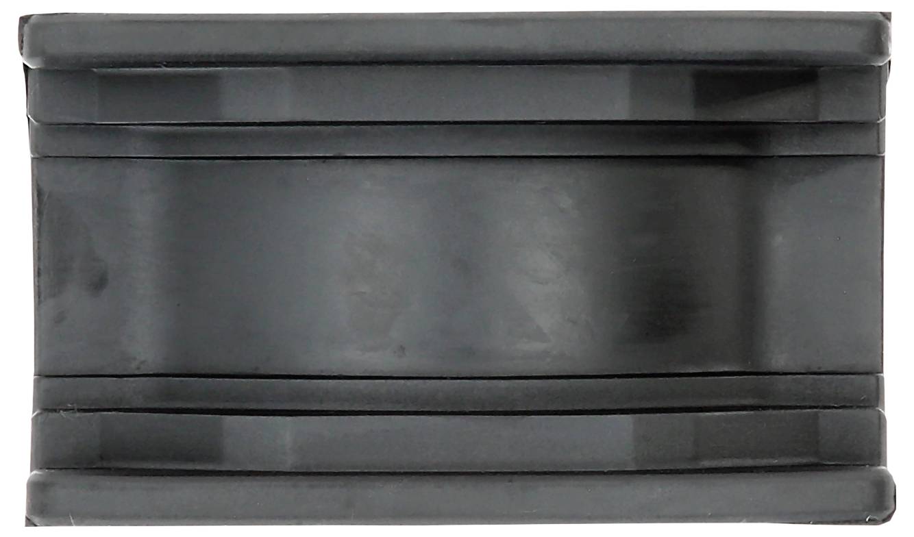 Ein rechteckiges, schwarzes Gummiteil in Draufsicht. Es scheint ein flexibles Verbindungselement oder Dichtung in technischen Anwendungen zu sein.