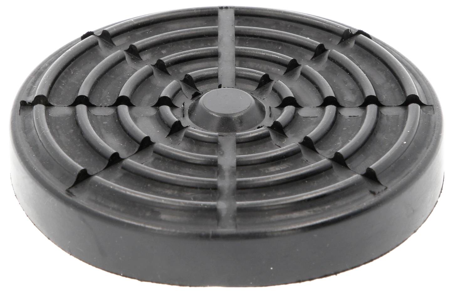 Runde, schwarze Gummischeibe mit kreisförmigen Rillen und erhöhtem Zentrum, vermutlich ein Schutz- oder Dämpfungselement.