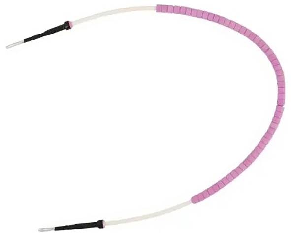 Ein weißes Kabel mit rosa spiralförmiger Umhüllung, Enden schwarz verstärkt.