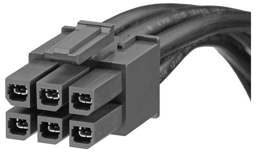 Nahaufnahme eines sechsstiftigen Computerstromsteckers mit angeschlossenen schwarzen Kabeln auf weißem Hintergrund.