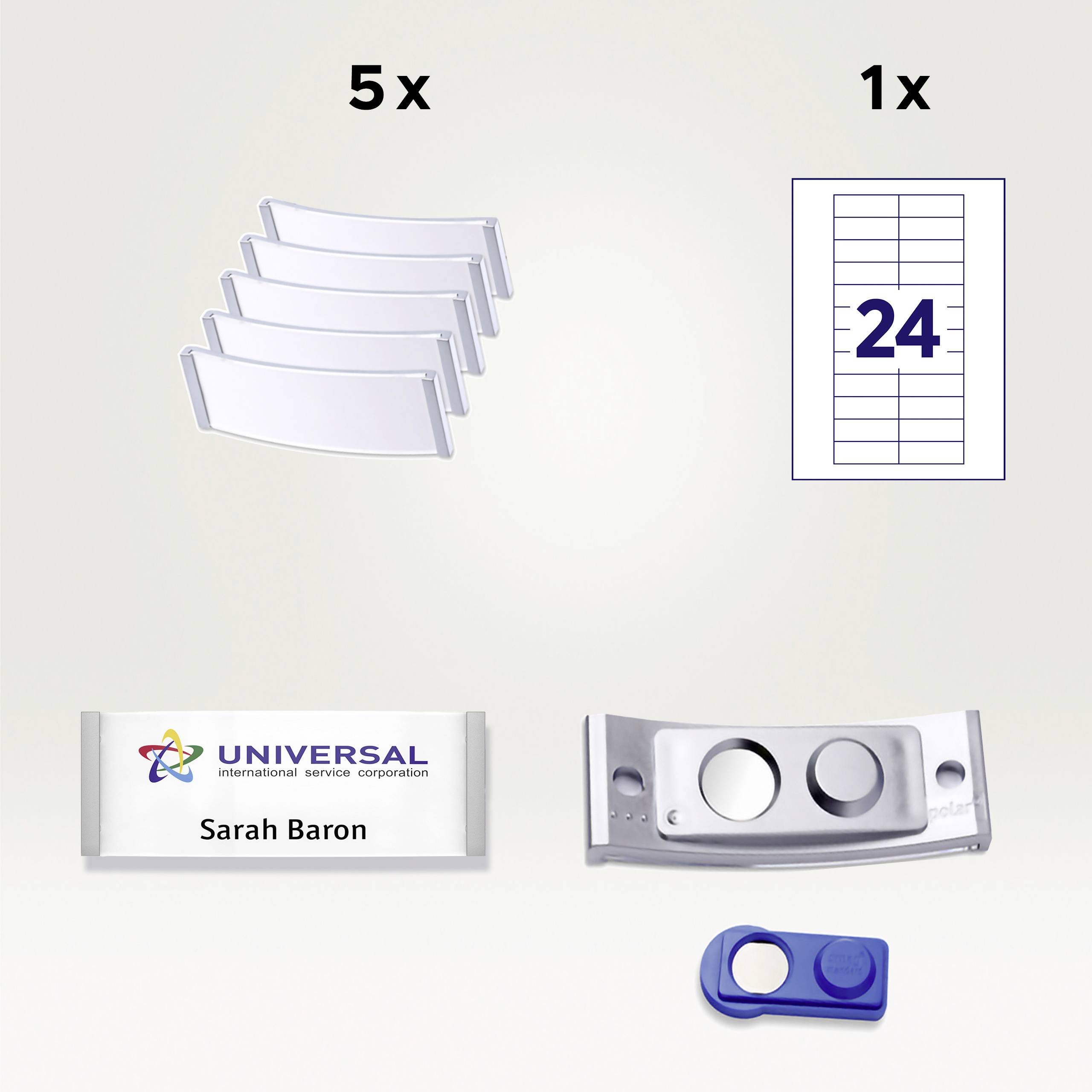 Fünf leere Namensschilder, eine Tabelle mit '24', ein Namensschildhalter mit 'Sarah Baron' und ein blauer Clip.