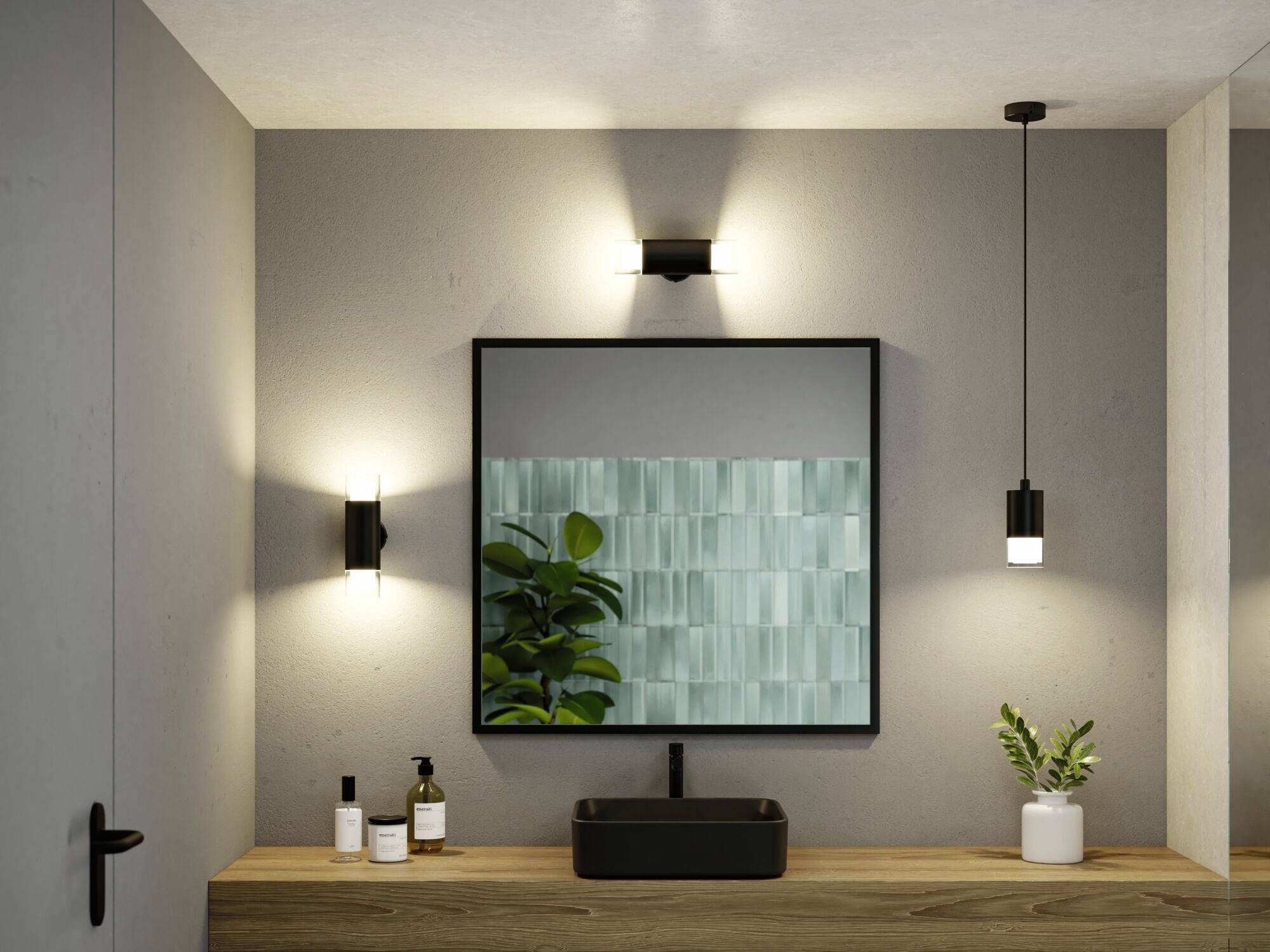 Modernes Badezimmer mit rechteckigem Spiegel über Waschbecken auf Holztheke. Links Seifenspender; rechts Pflanze. Beleuchtung von oben.