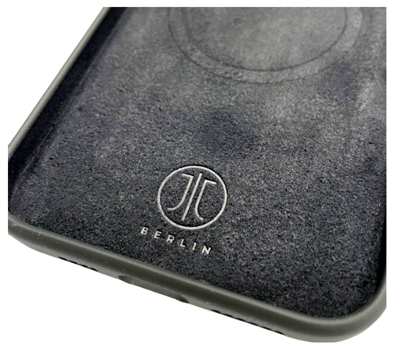 JT Berlin Steglitz Silikon Case Apple iPhone 16e Schwarz Induktives Laden, MagSafe kompatibel 11108