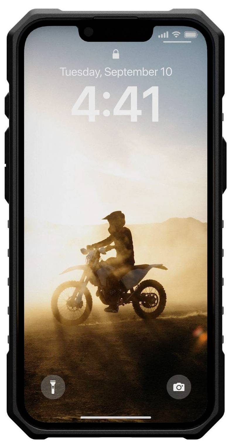 Ein Mobiltelefon zeigt den Sperrbildschirm mit Uhrzeit 4:41 und Datum Dienstag, 10. September. Hintergrundbild: Person auf Motorrad in staubiger Umgebung.