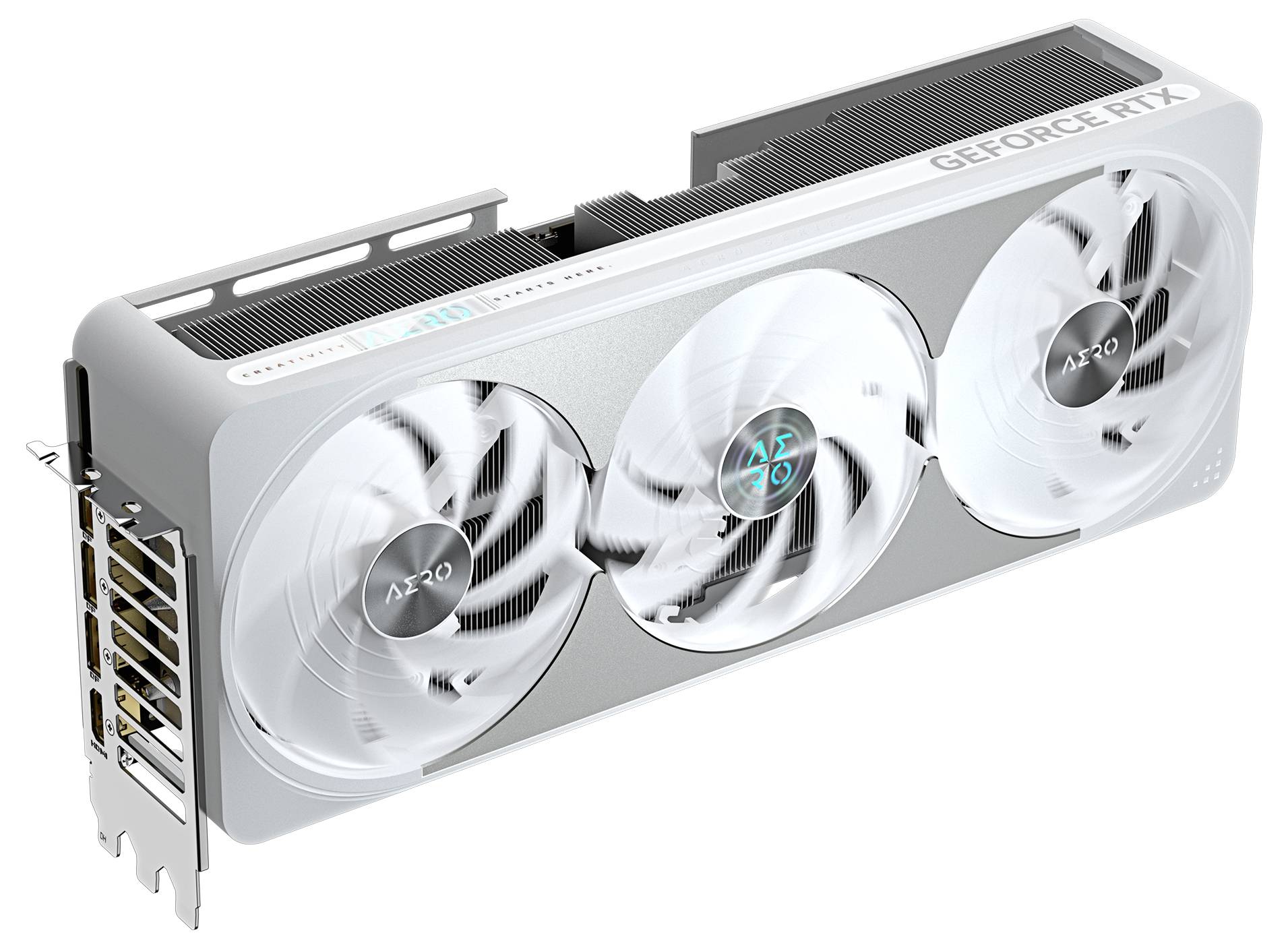 Eine Grafikkarte mit drei Lüftern vor weißem Hintergrund, mit der Aufschrift 'AERO' und 'GeForce RTX' sichtbar.