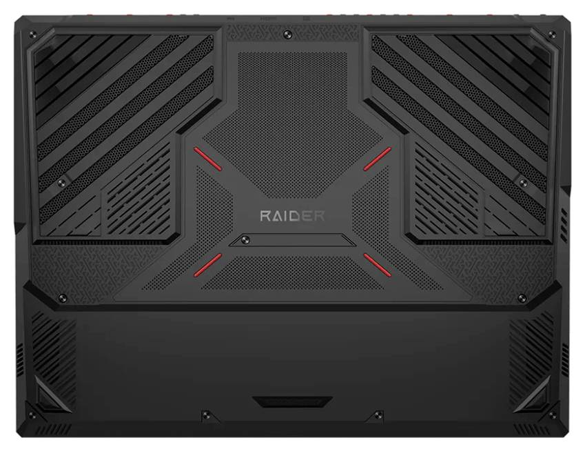 Schwarze Laptop-Rückseite mit geometrischem Design, roten Akzenten und dem Wort 'RAIDER' in der Mitte.