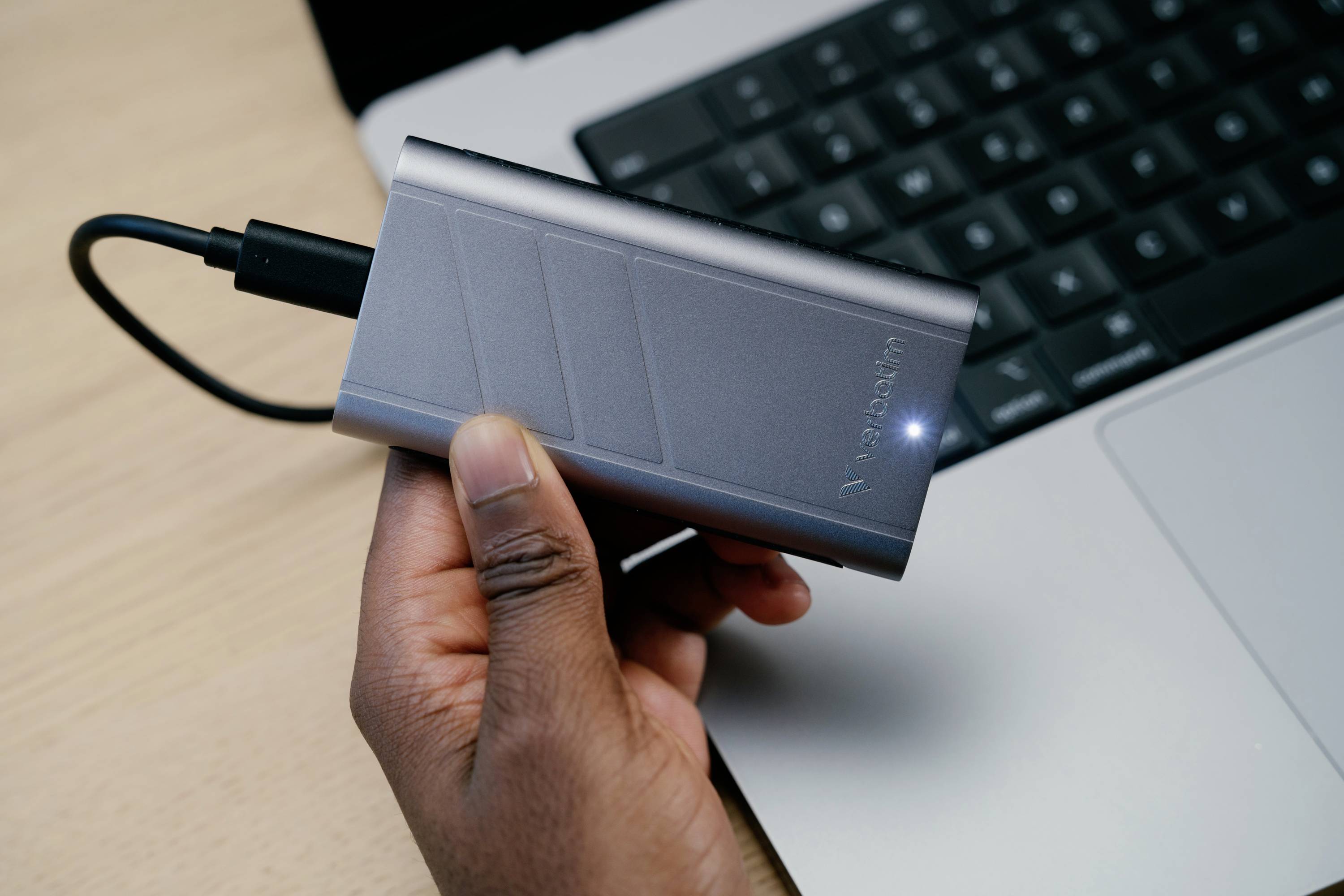 Verbatim TurboMetal 2TB Externe SSD USB-C® (USB4®) Metall 32022