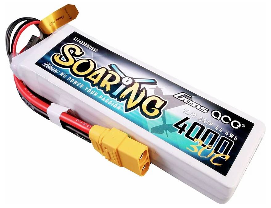LiPo-Akku mit Aufschrift 'Soaring'. Kapazität: 4000mAh, Spannung: 11,1V, 3S, 44,4Wh. Hersteller: Gens Ace. Enthält rote und gelbe Anschlüsse.