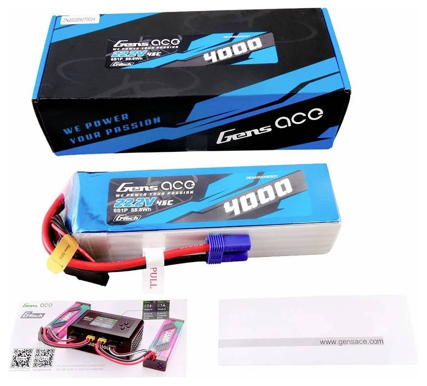 'Gens Ace' LiPo-Akku 4000mAh 22.2V 6S1P. Oben: Verpackung. Unten: Akku mit XT60-Anschluss und roten Kabeln. Links: Anwendungshinweis.
