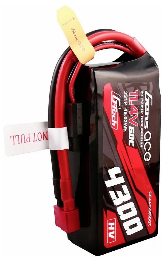 'Gens Ace' Lithium-Polymer Akku, 4300mAh, 14,8V, 3S1P, mit roten Kabeln und Etiketten 'NOT PULL' und 'Charge AC' befestigt.