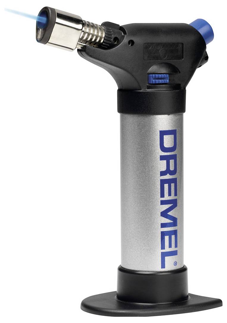 Ein Dremel-Schweißbrenner mit silbernem Korpus und schwarzem Griff. Ein blauer Flammenstrahl leuchtet aus der Spitze des Brenners.