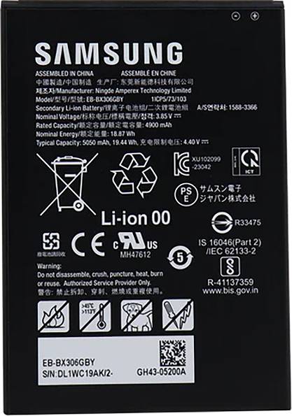 Akku mit der Aufschrift 'Samsung'. Details beinhalten Herstellungsland, Modellnummer, Spannung und Warnhinweise. Li-ion Symbol sichtbar.