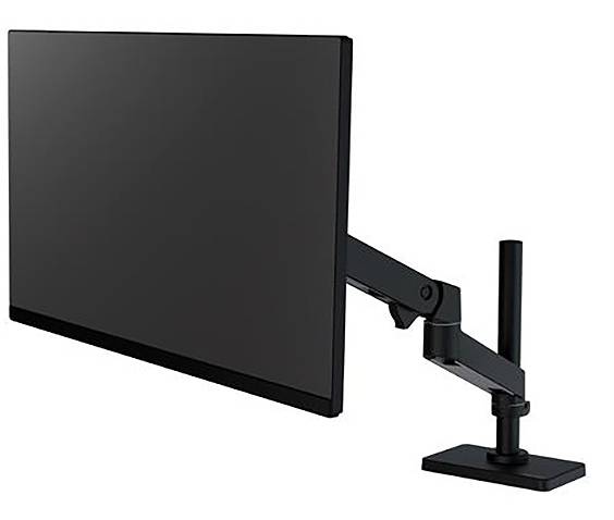 Ein schwarzer Computermonitor auf einem verstellbaren Schwenkarm, montiert auf einem Schreibtisch, ermöglicht flexible Ausrichtung.