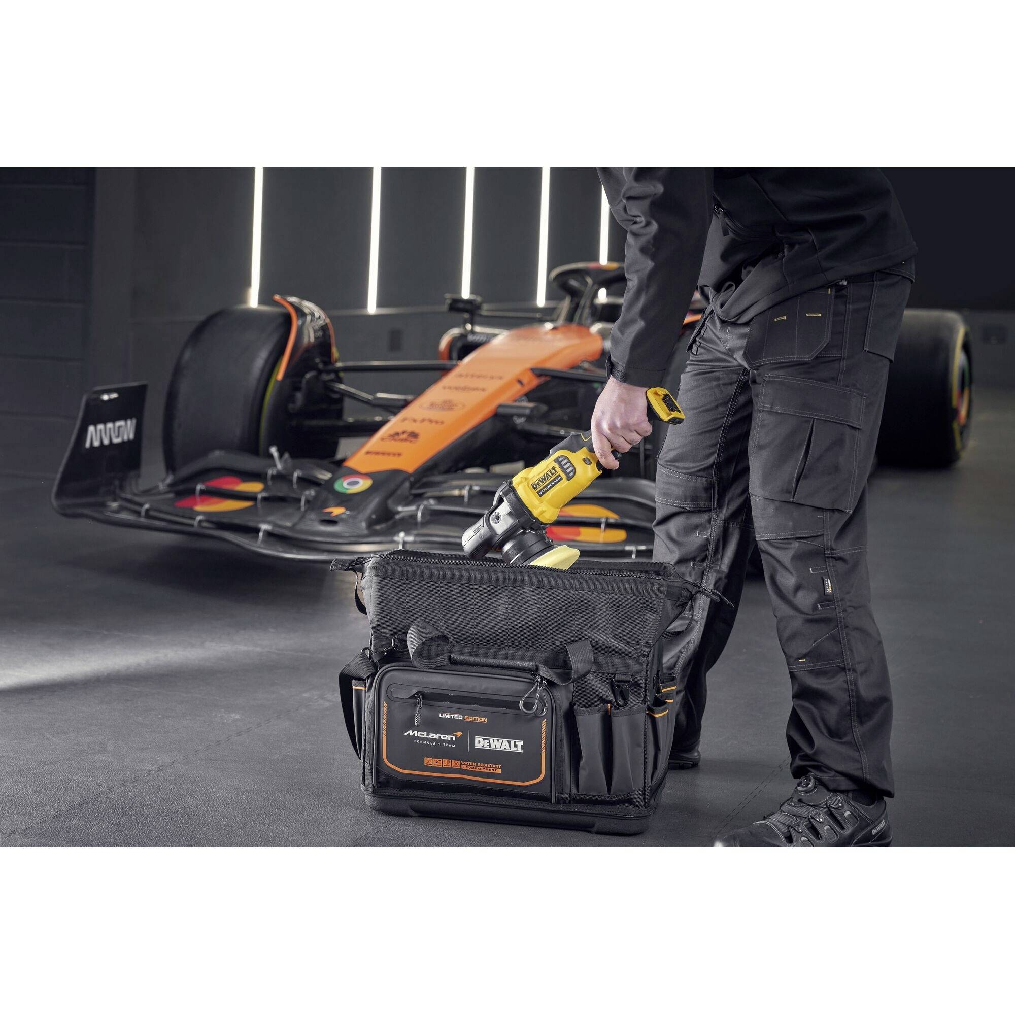 DEWALT McLaren DWST60104-9 Werkzeugrucksack unbestückt (B x H x T) 508 x 290 x 310 mm