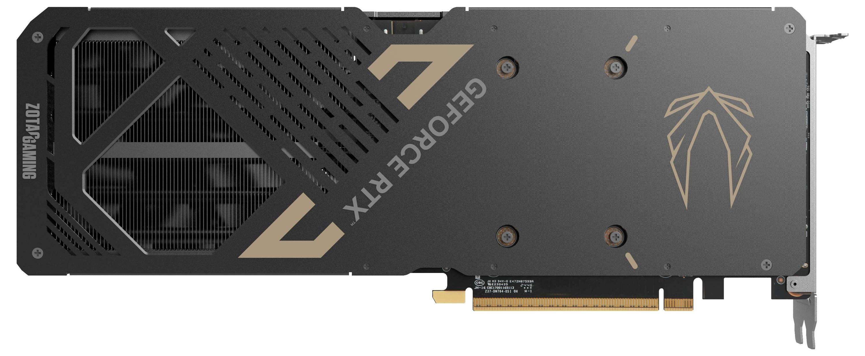 Rückseite einer Grafikkarte mit schwarzem Gehäuse, goldenen Akzenten und dem Text 'GeForce RTX'. Lüftungsschlitze sichtbar.