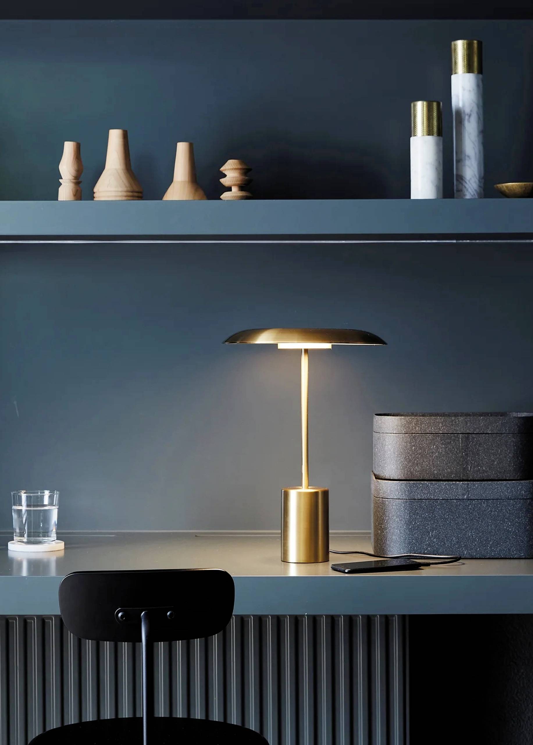 Lucci Smith 269392 LED-Tischlampe LED LED fest eingebaut 24W EEK: F (A - G) Messing-antik