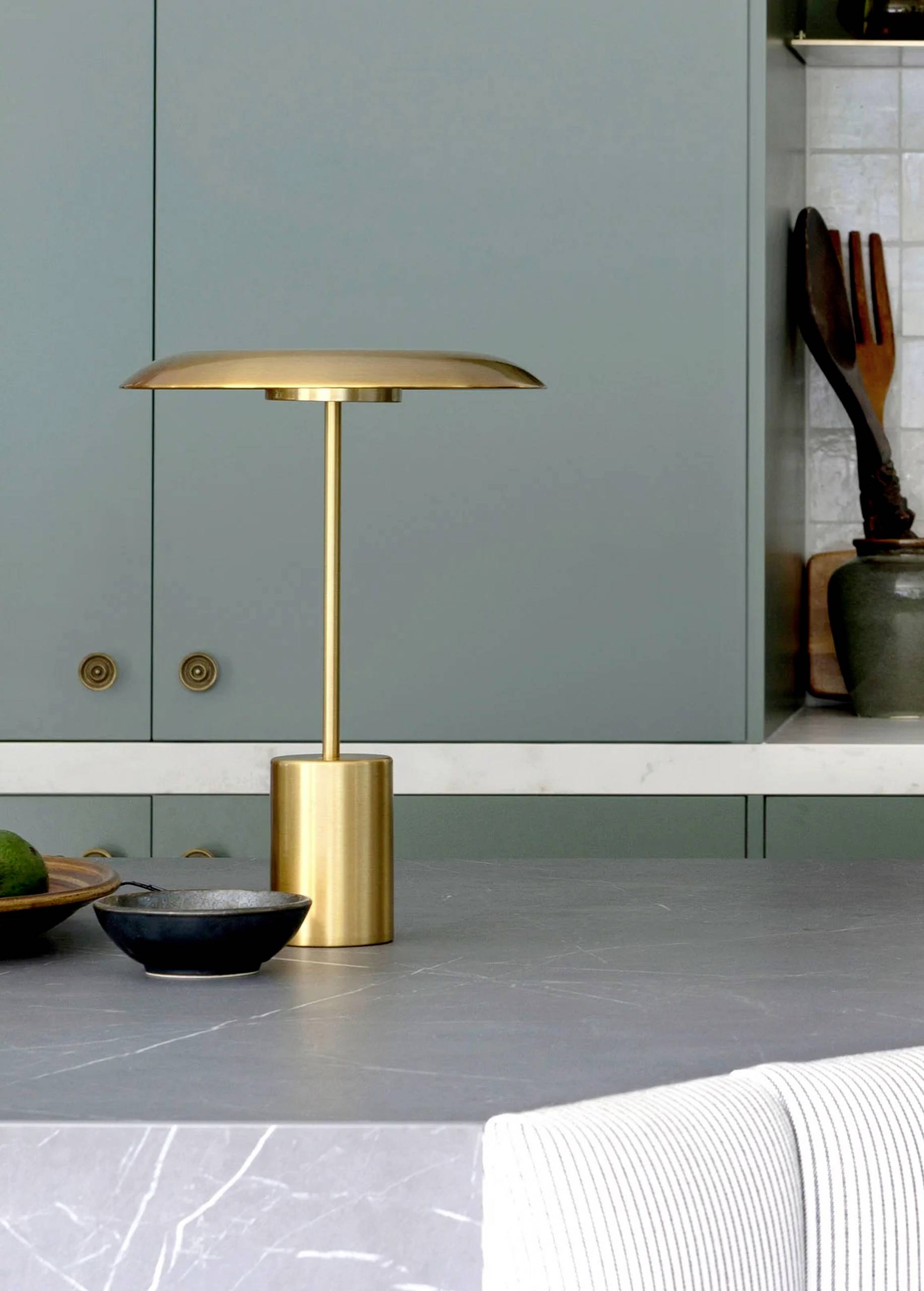 Lucci Smith 269392 LED-Tischlampe LED LED fest eingebaut 24W EEK: F (A - G) Messing-antik