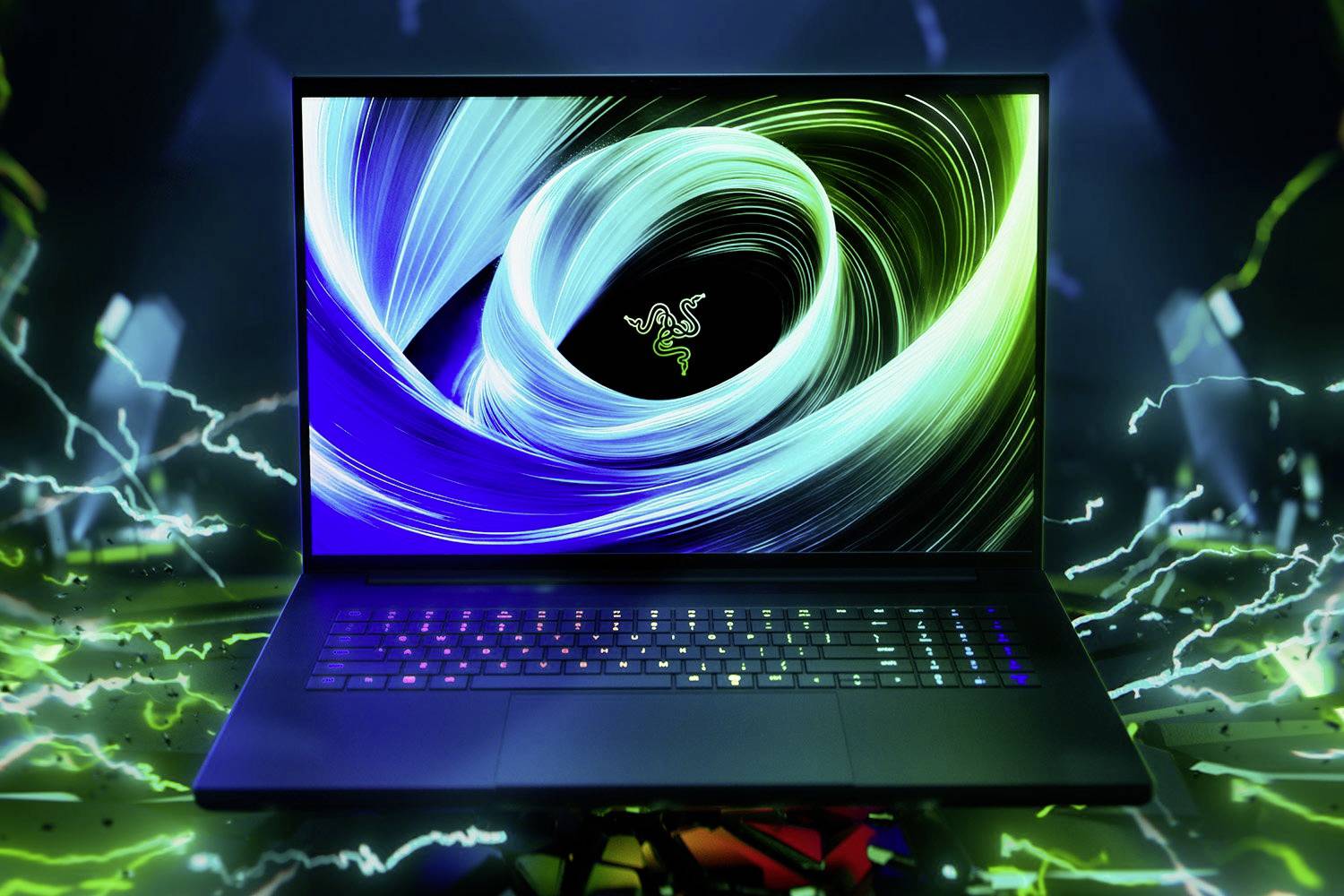 RAZER Gaming Notebook Blade 18 45.7cm (18 Zoll) UHD+, Full-HD+ Intel® Core™ Ultra 9 275HX 32GB RAM 1TB SSD Deutsch, QWERTZ
