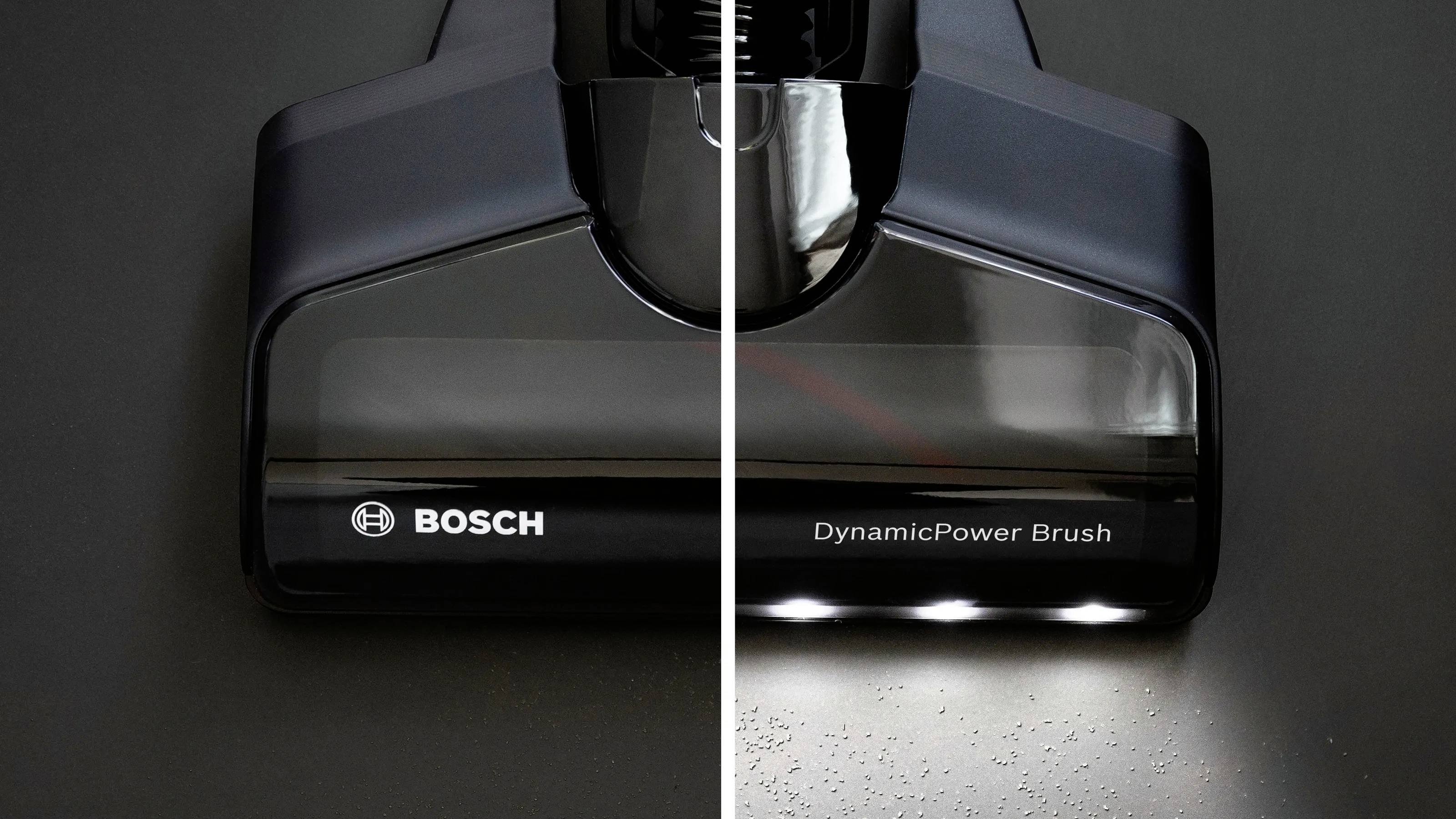 Staubsaugerdüse mit LED-Licht, Marke Bosch, reinigt halbe Fläche; links staubig, rechts sauber. Text auf Düse: 'DynamicPower Brush'.