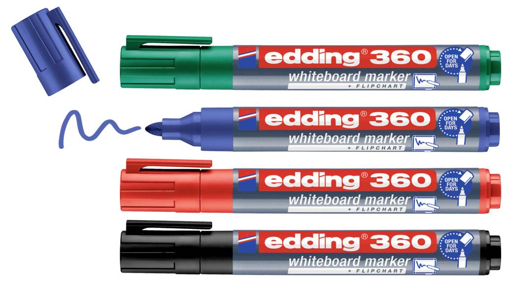 Vier Whiteboard-Marker in Grün, Blau, Rot und Schwarz von edding 360 liegen nebeneinander. Der blaue Marker hat eine geöffnete Kappe.