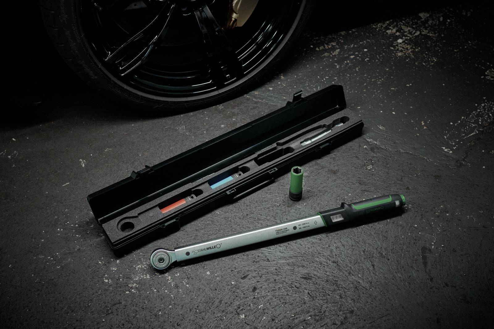 Stahlwille 750NR/200/3/1 96507216 Drehmomentschlüssel mit Umschaltknarre 1/2" (12.5 mm) 40 - 200 Nm