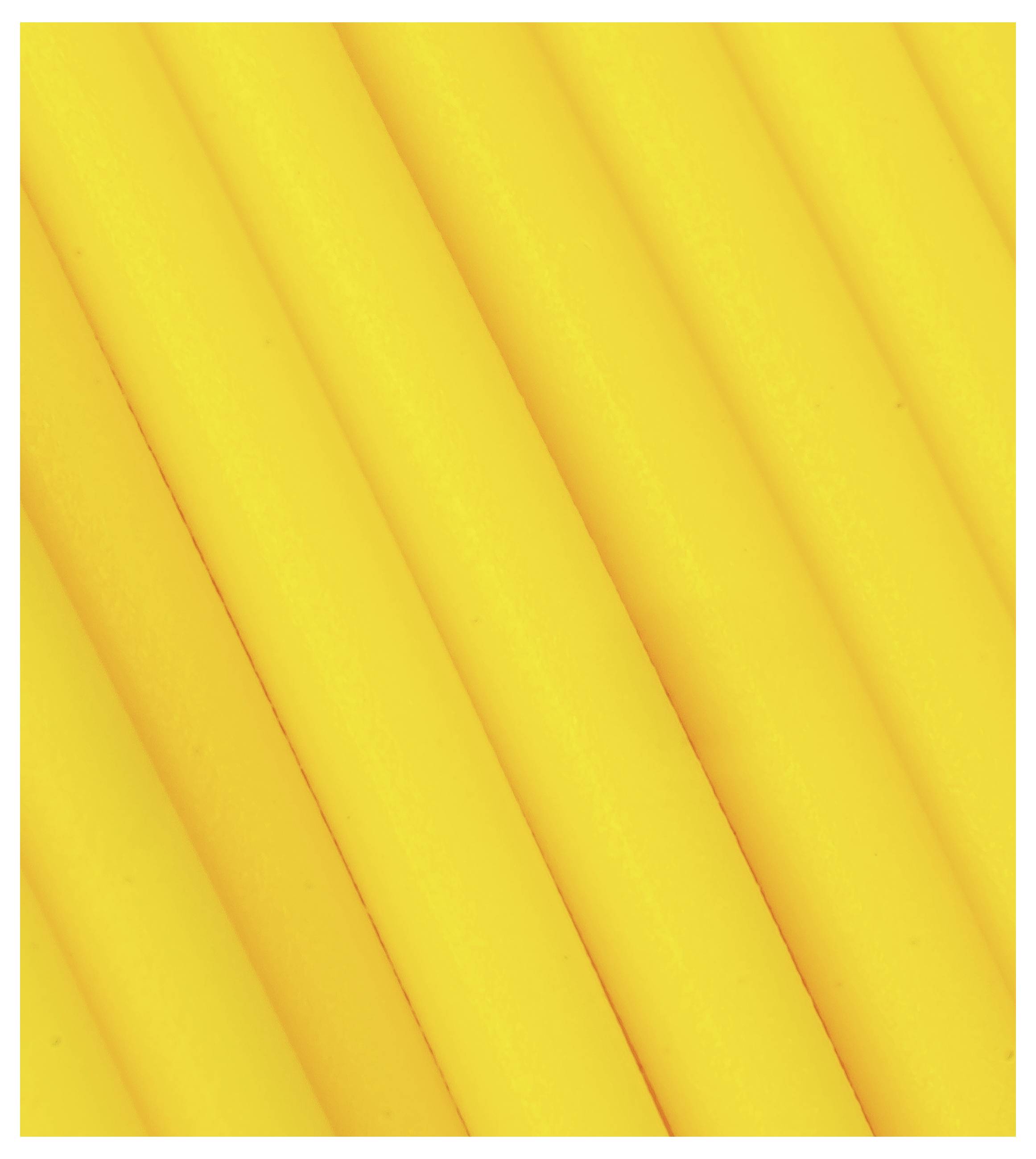 Gelbe Stifte dicht nebeneinander angeordnet, bilden ein diagonales Muster.