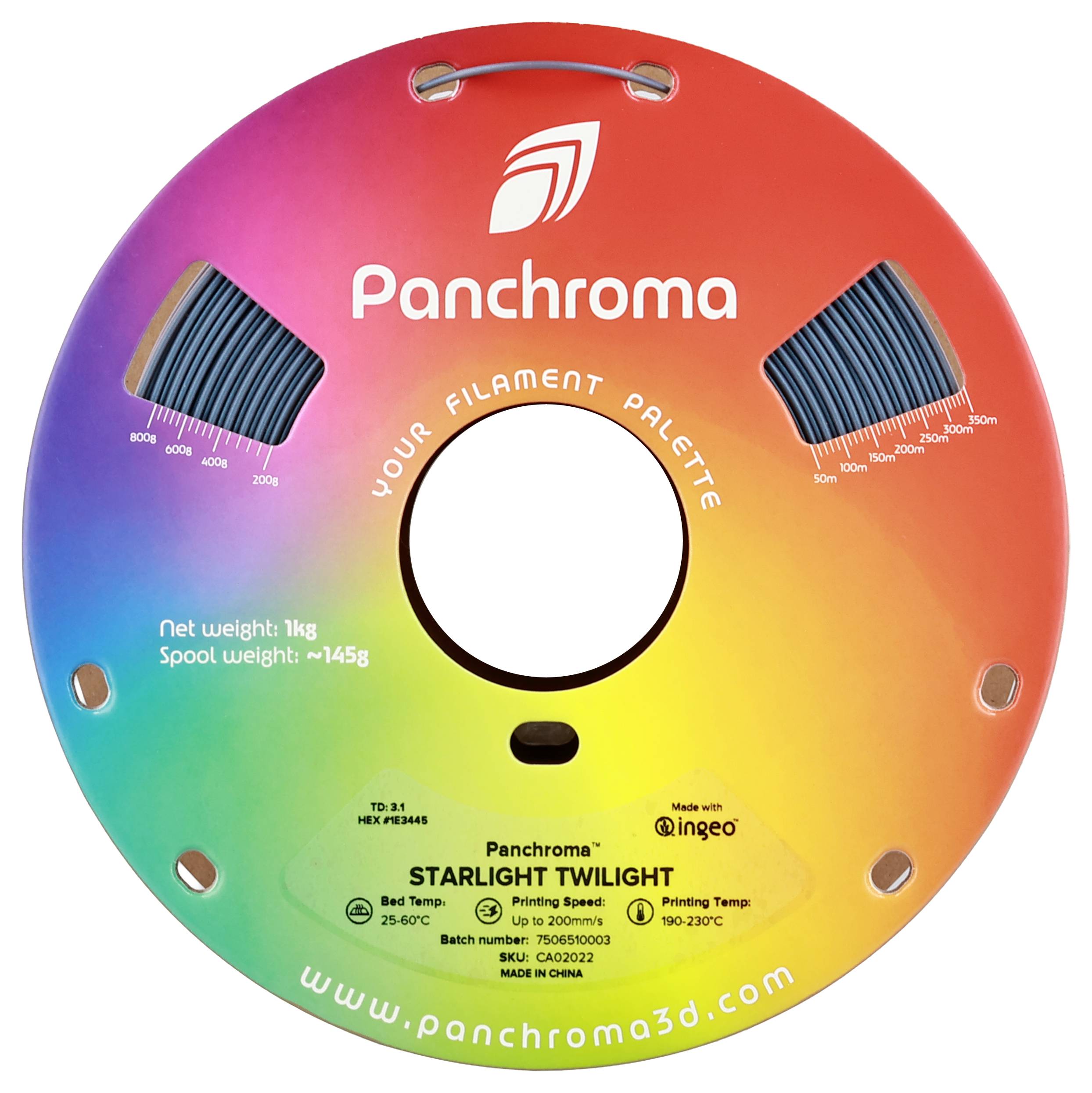 Eine bunte Filamentspule von PanChroma, Modell 'Starlight Twilight', Gewicht: 1 kg. Verpackung zeigt Farbskala und Temperaturbereich.