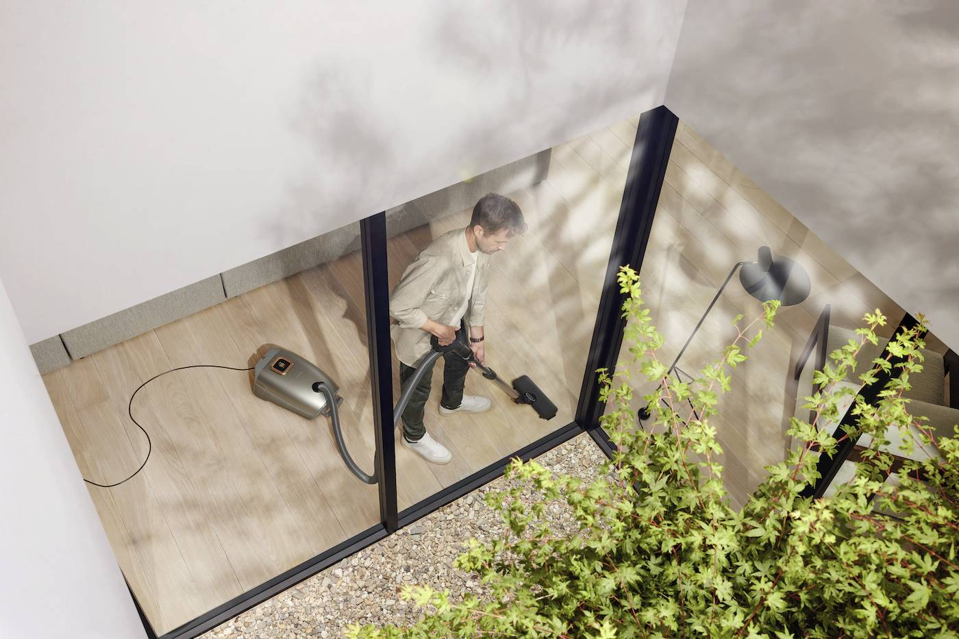 Miele Guard L1 Comfort Staubsauger mit Beutel 890 W