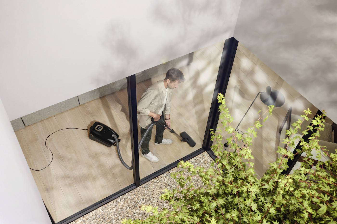 Miele Guard L1 AllFloor Staubsauger mit Beutel 890 W