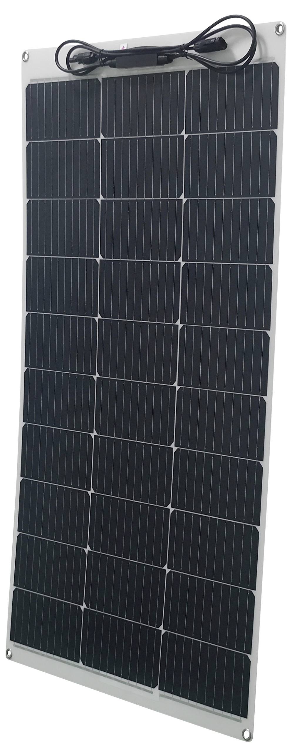 Solarmodul mit rechteckigen Solarzellen in einer Anordnung. Oben verbunden mit einem schwarzen Kabel für den elektrischen Anschluss.