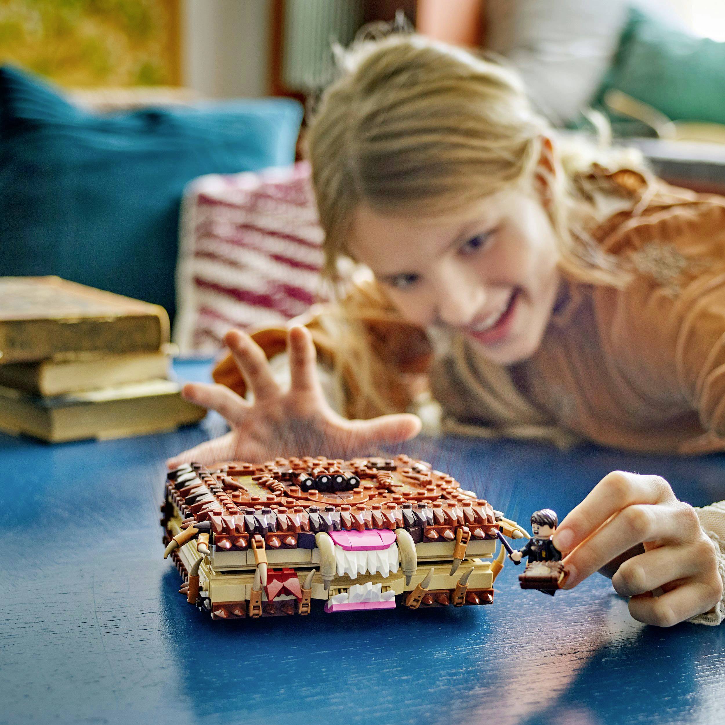 76449 LEGO® HARRY POTTER™ Beißendes Monsterbuch der Monster