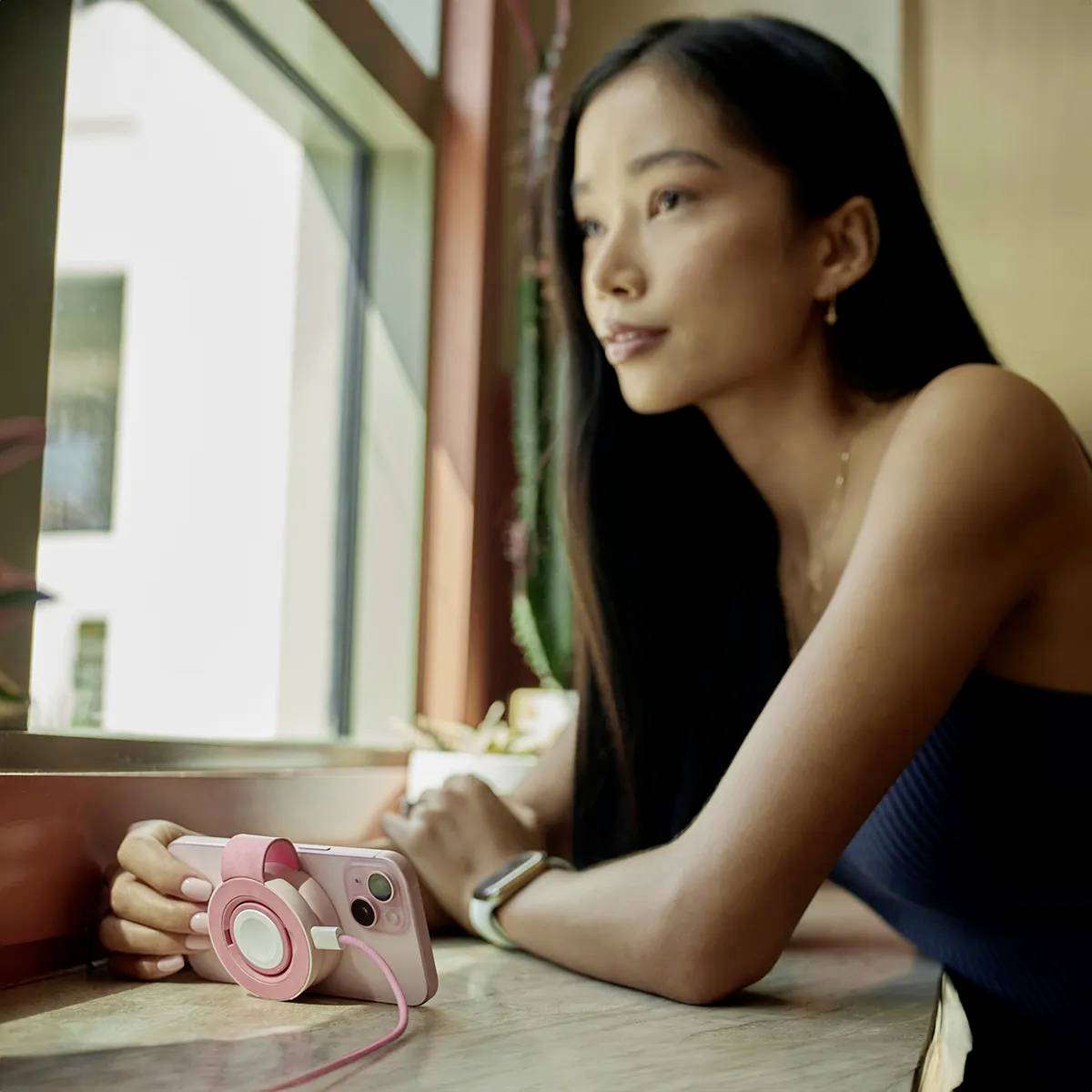 Twelve South Induktions-Ladegerät TS-2431 TS-2431 Ausgänge USB-C® Pink