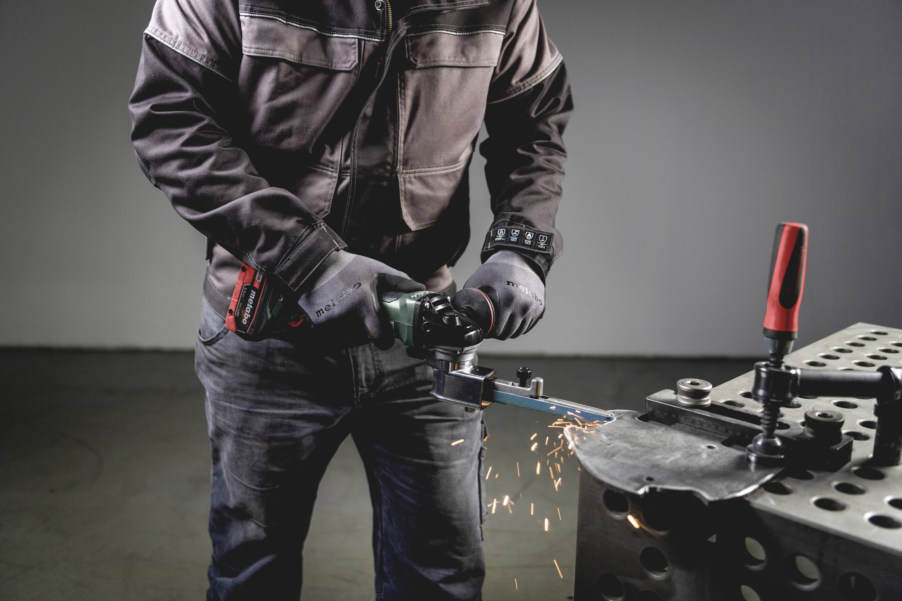 Metabo BFVB 18 LTX BL 90 601767840 Rohrbandschleifer Band-Breite 19mm